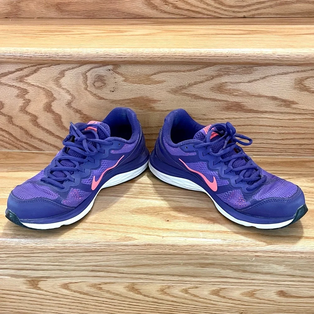 Nike Sneakers Size 9.5 Purple & Pink Running Shoes Sports Women’s - Picture 3 of 11